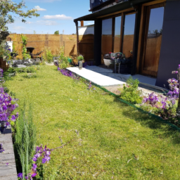 Jardin - Travaux d'entretien : confiez l'entretien de votre jardin à des professionnels pour des résultats impeccables Les Lilas